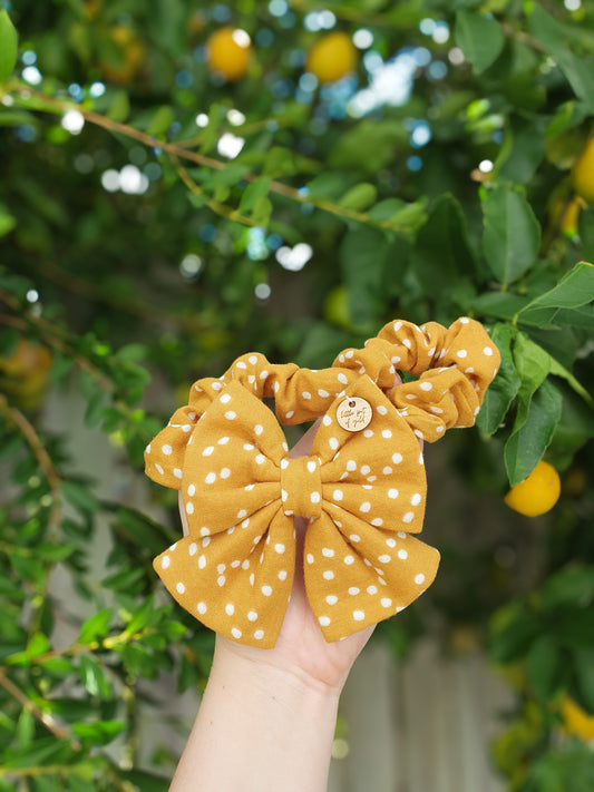 Mustard Spots Bow