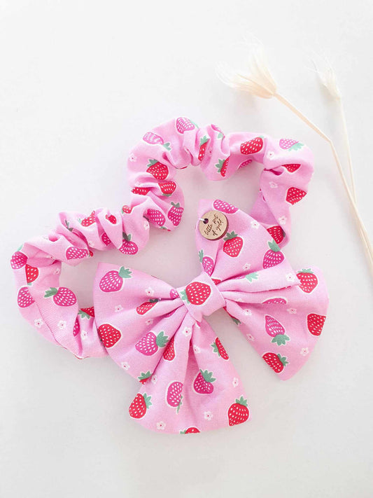 Strawberry Patch Bow