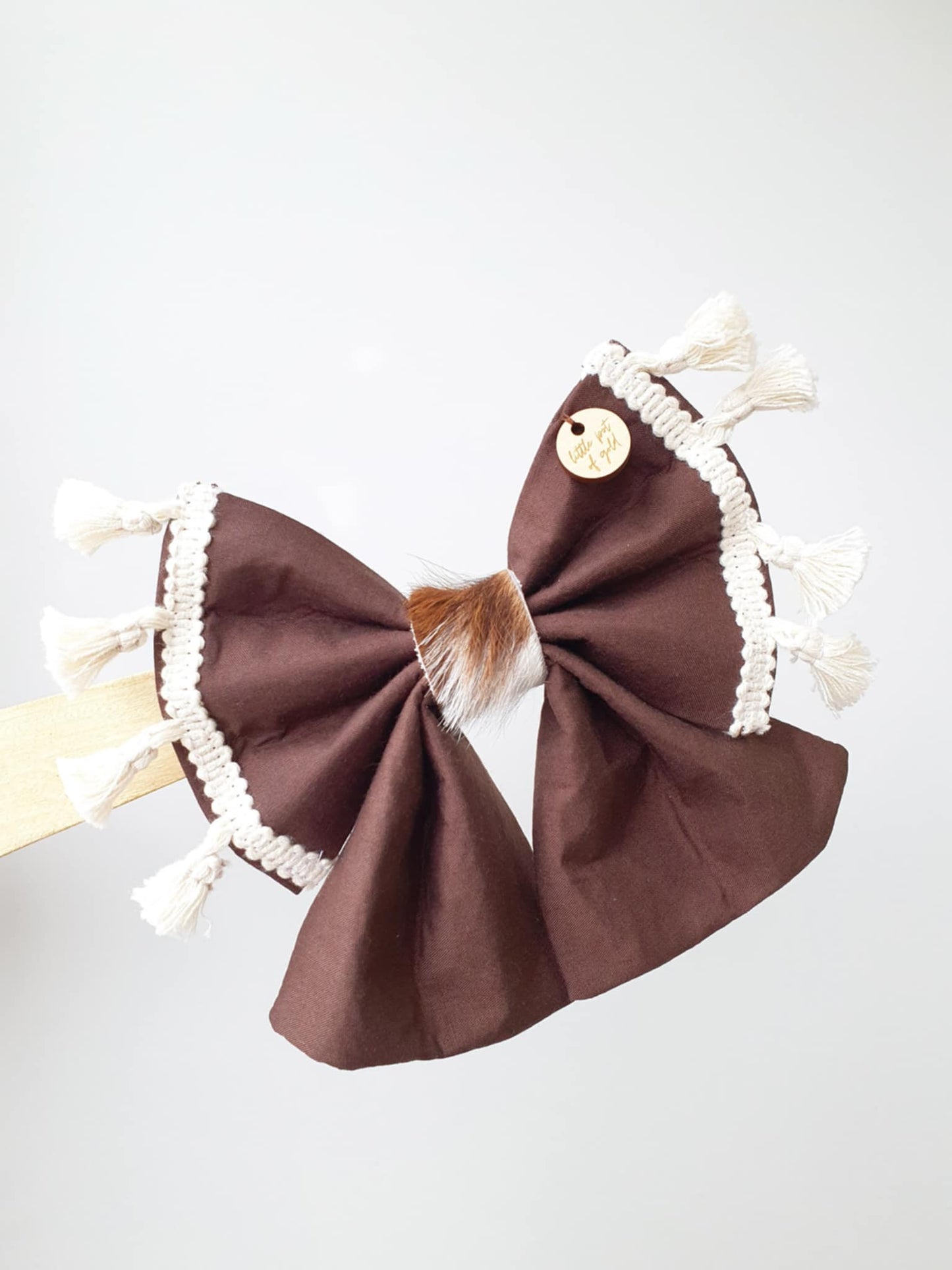 Large Cowhide Bows