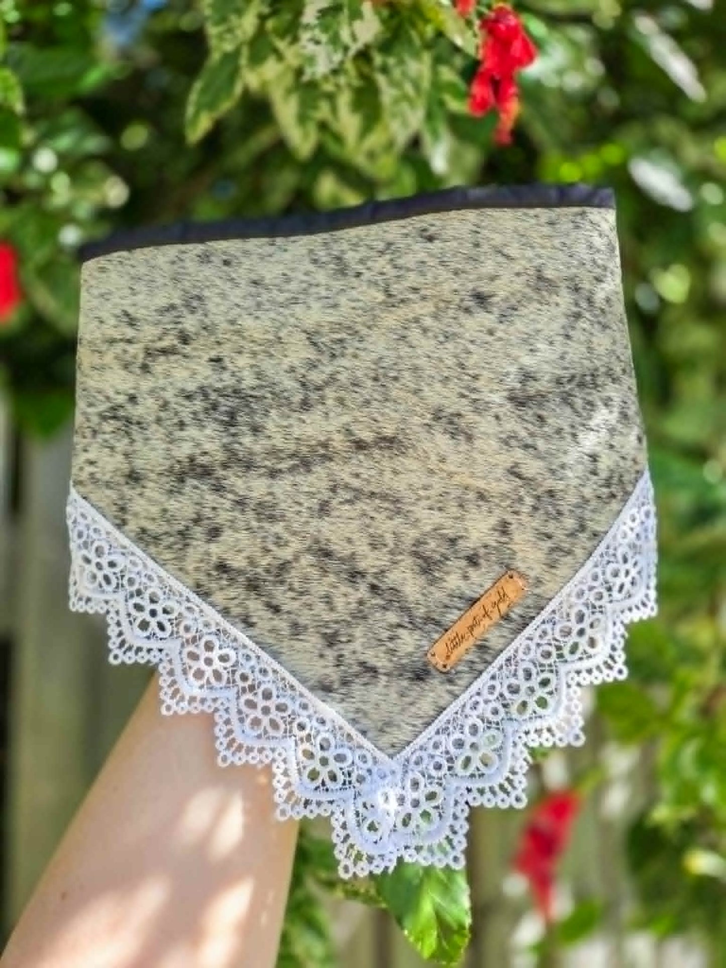 Medium Cowhide Bunchies