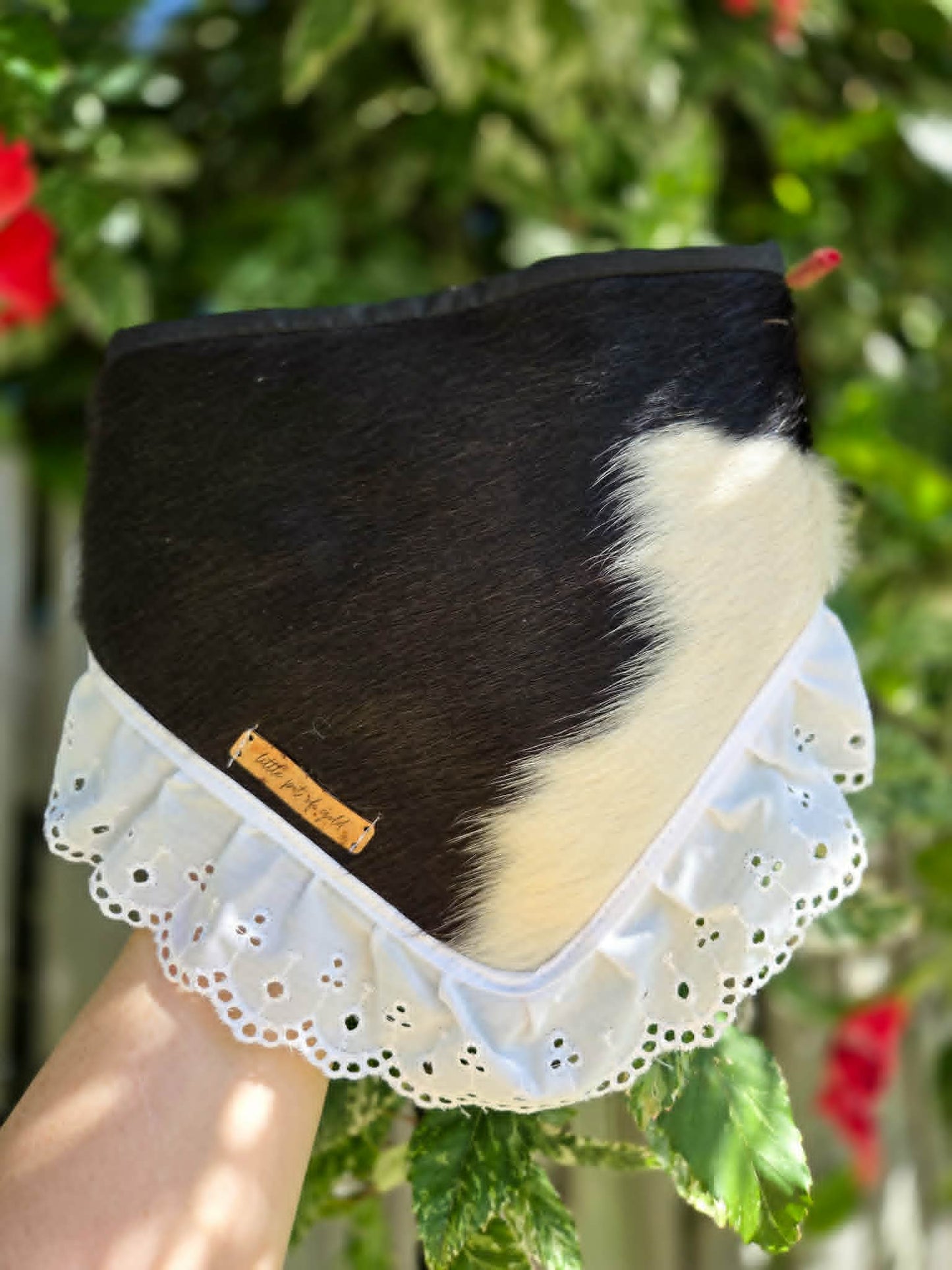 Medium Cowhide Bunchies