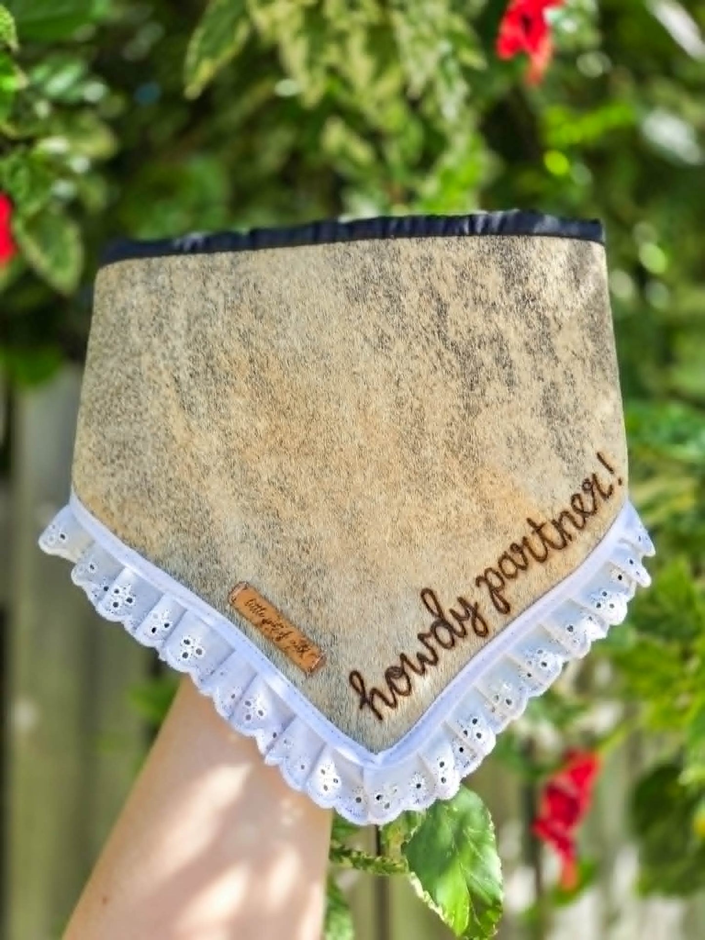 Medium Cowhide Bunchies