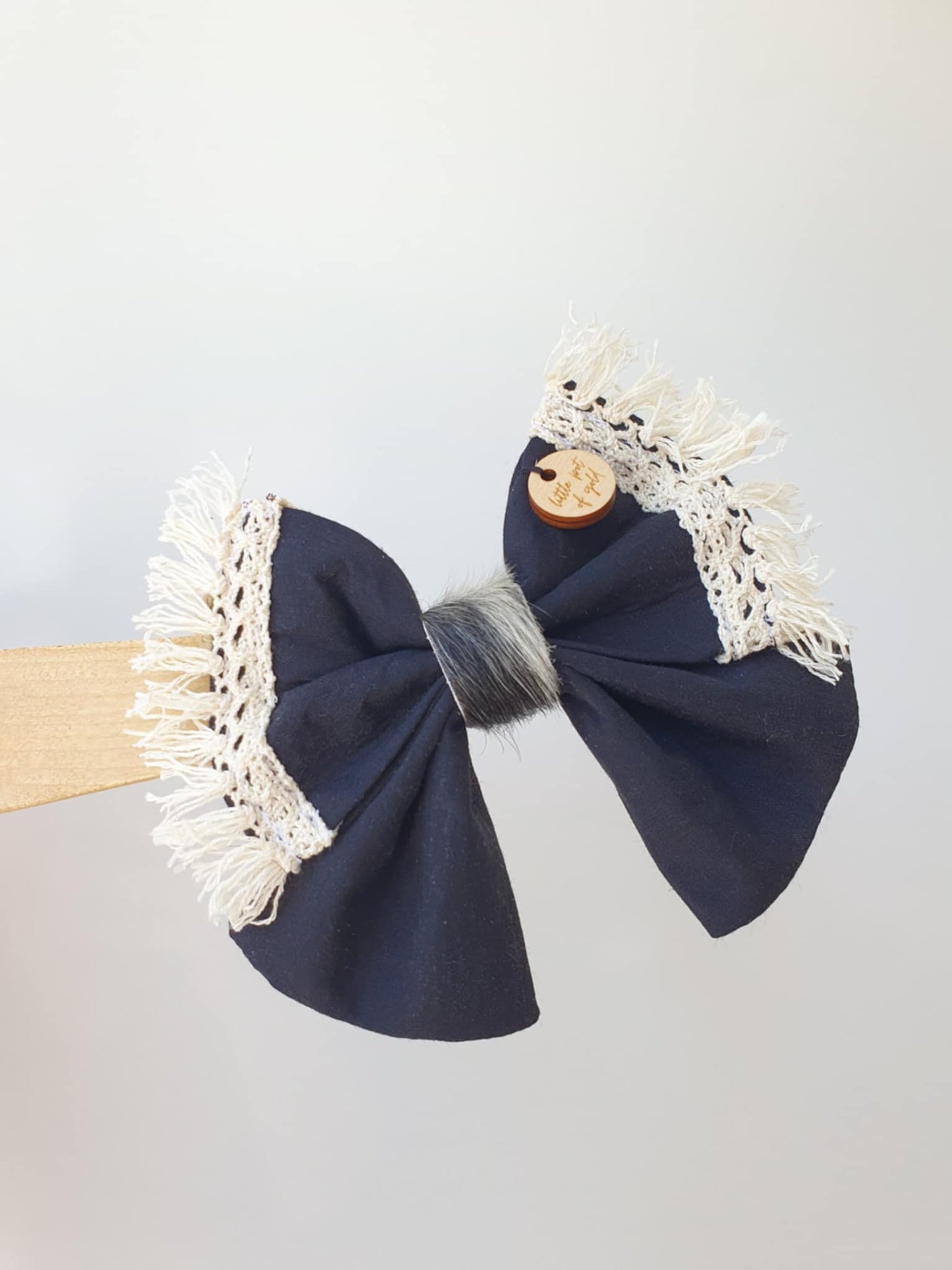 Small Cowhide Bows